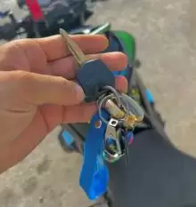 Kawasaki Z750 Jdid 10/10 Kolchi Riglo sog der Makanlah