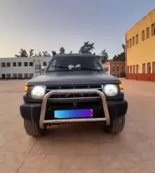 ميتسوبيشي باجيرو 1990