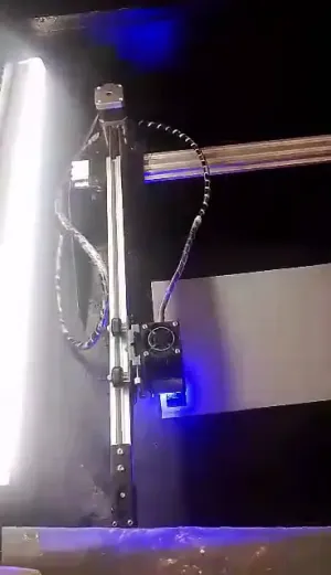 Machine de gravure et de découpe laser de 80 W